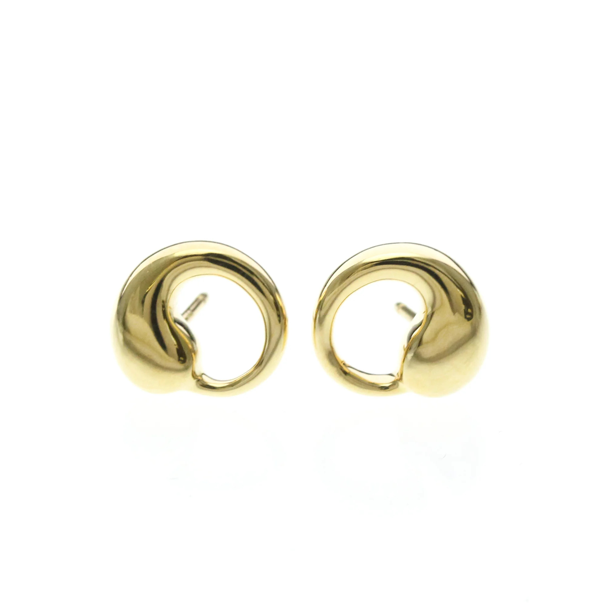 Tiffany 18k Gold Earrings